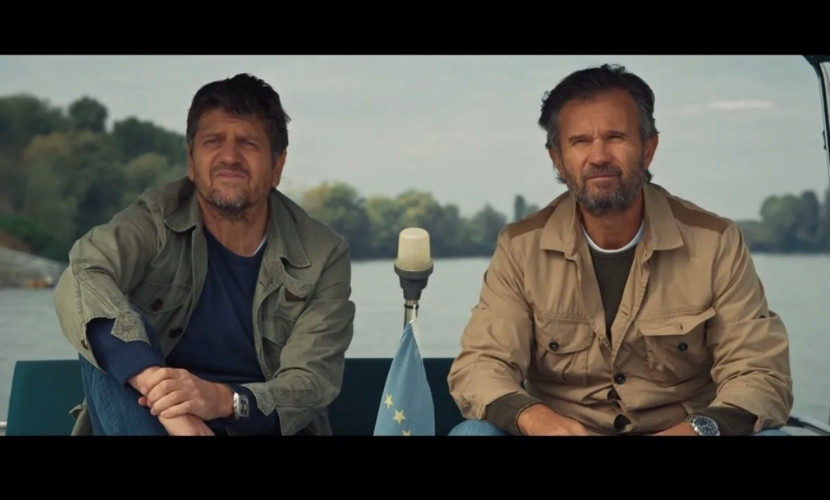 sul set della brand-serie dinner club carlo cracco e fabio de luigi in barca sul delta del po